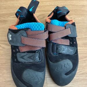 Kids Evolv Trax Climbing Shoes